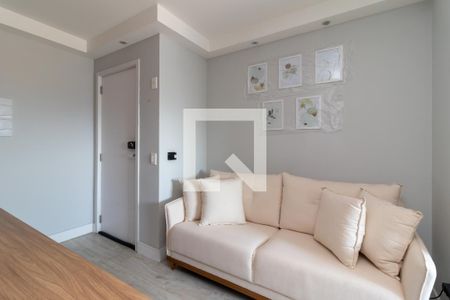 Sala de Estar de apartamento para alugar com 1 quarto, 30m² em Santa Teresinha, São Paulo