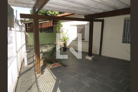 Casa à venda com 236m², 2 quartos e 5 vagasGaragem