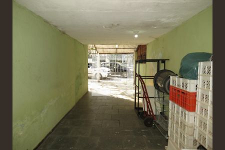 Casa à venda com 236m², 2 quartos e 5 vagasGaragem