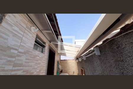 Casa à venda com 169m², 4 quartos e 2 vagas Casa à venda com 169m², 4 quartos e 2 vagasTelhado Retrátil