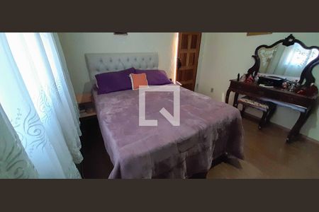 Casa à venda com 169m², 4 quartos e 2 vagas Casa à venda com 169m², 4 quartos e 2 vagasSuíte