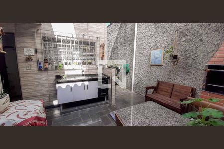 Casa à venda com 169m², 4 quartos e 2 vagas Casa à venda com 169m², 4 quartos e 2 vagasÁrea Gourmet