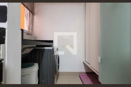 Apartamento à venda com 54m², 2 quartos e 1 vaga Apartamento à venda com 54m², 2 quartos e 1 vagaLavanderia