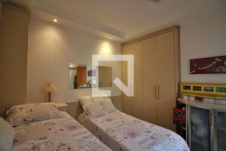 Apartamento à venda com 180m², 3 quartos e 2 vagasSuíte 3