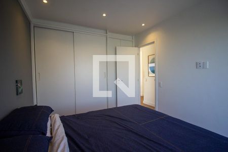 Apartamento à venda com 217m², 3 quartos e 2 vagas Apartamento à venda com 217m², 3 quartos e 2 vagasSuíte