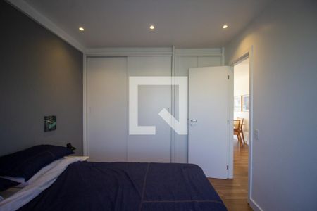 Apartamento à venda com 217m², 3 quartos e 2 vagas Apartamento à venda com 217m², 3 quartos e 2 vagasSuíte