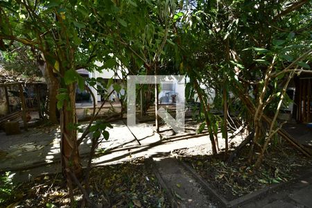 Casa à venda com 260m², 4 quartos e 1 vagaQuinta e Jardim