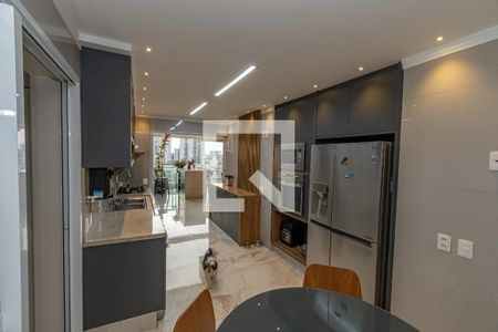 Apartamento à venda com 189m², 4 quartos e 3 vagasCozinha