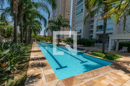 Apartamento à venda com 189m², 4 quartos e 3 vagasÁrea comum - Piscina