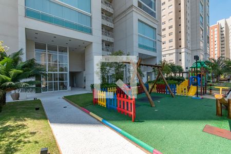 Apartamento à venda com 189m², 4 quartos e 3 vagasÁrea comum - Playground
