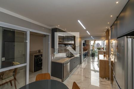 Apartamento à venda com 189m², 4 quartos e 3 vagasCozinha