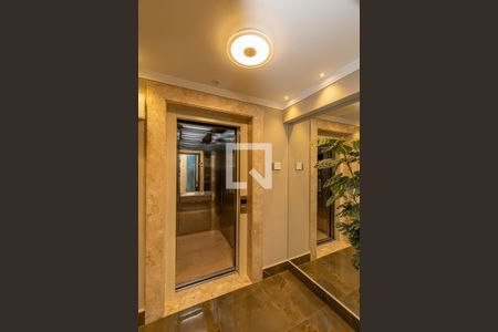 Apartamento à venda com 189m², 4 quartos e 3 vagasElevador Privativo