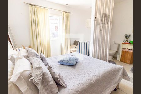 Casa à venda com 150m², 5 quartos e 1 vaga Casa à venda com 150m², 5 quartos e 1 vagaSuíte - Casa 2