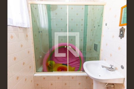 Casa à venda com 150m², 5 quartos e 1 vaga Casa à venda com 150m², 5 quartos e 1 vagaBanheiro 1