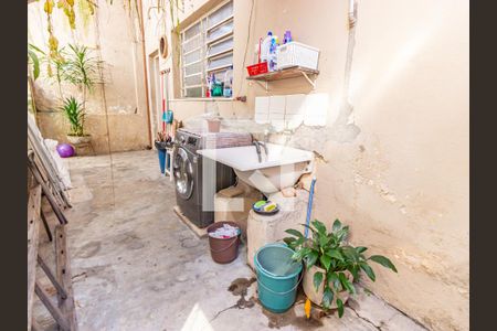 Casa à venda com 150m², 5 quartos e 1 vaga Casa à venda com 150m², 5 quartos e 1 vagaÁrea de Serviço