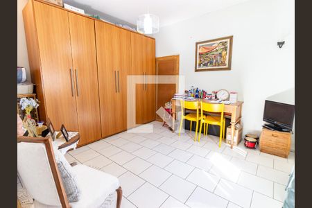 Casa à venda com 150m², 5 quartos e 1 vaga Casa à venda com 150m², 5 quartos e 1 vagaQuarto - Casa 2