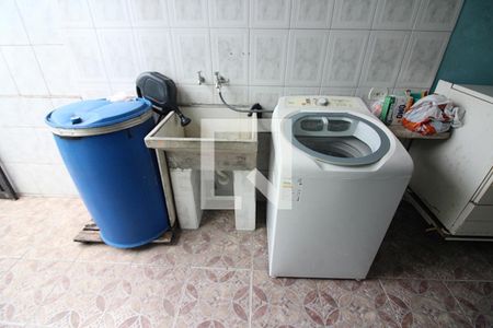 Casa à venda com 300m², 2 quartos e 3 vagasÁrea de Serviço