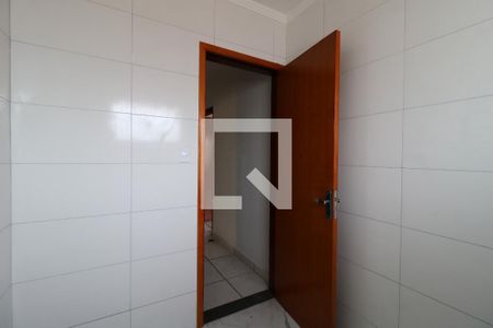 Casa à venda com 156m², 3 quartos e 2 vagasBanheiro