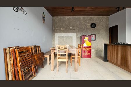 Casa à venda com 240m², 4 quartos e 4 vagasVaranda 