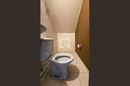 Casa à venda com 240m², 4 quartos e 4 vagasLavabo