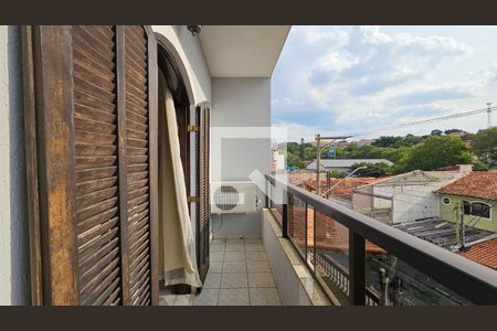 Casa à venda com 240m², 4 quartos e 4 vagasVaranda Suite 1
