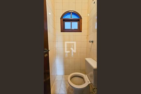 Casa à venda com 240m², 4 quartos e 4 vagasBanheiro