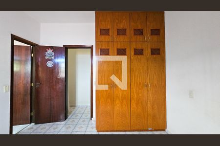 Casa à venda com 240m², 4 quartos e 4 vagasSuite 3