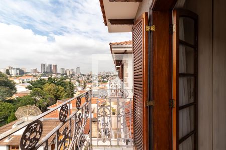 Casa à venda com 220m², 3 quartos e 4 vagasVaranda da Suíte