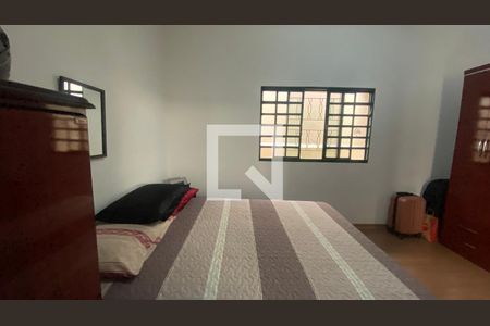 Casa à venda com 400m², 5 quartos e 2 vagasQuarto 2