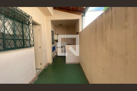 Casa à venda com 400m², 5 quartos e 2 vagasEdícula
