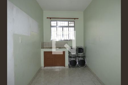 Casa à venda com 200m², 3 quartos e 3 vagasCozinha