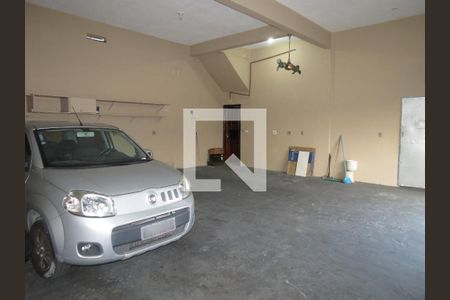 Casa à venda com 200m², 3 quartos e 3 vagasgaragem 