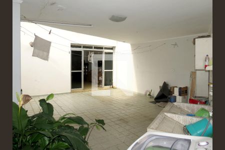 Casa à venda com 200m², 3 quartos e 5 vagasQuintal