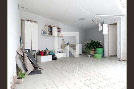 Casa à venda com 200m², 3 quartos e 5 vagasQuintal