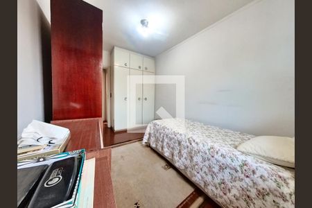 Casa à venda com 200m², 3 quartos e 5 vagasQuarto 2