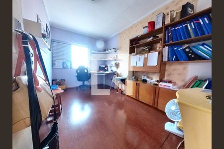 Casa à venda com 200m², 3 quartos e 5 vagasQuarto 3