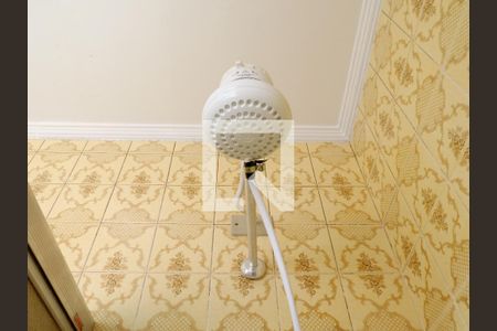 Casa à venda com 200m², 3 quartos e 5 vagasBanheiro - Chuveiro