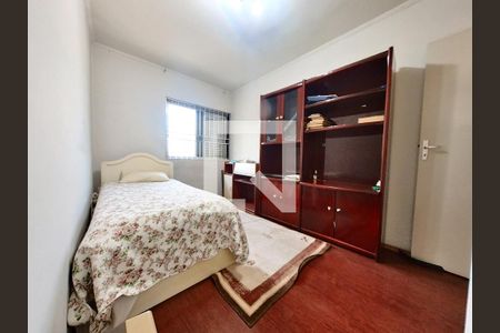 Casa à venda com 200m², 3 quartos e 5 vagasQuarto 2