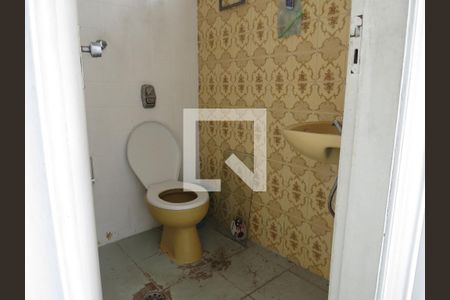 Casa à venda com 200m², 3 quartos e 5 vagasBanheiro Quintal