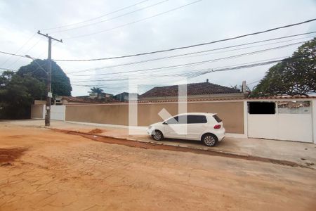 Casa à venda com 500m², 2 quartos e 1 vaga Casa à venda com 500m², 2 quartos e 1 vagaFachada