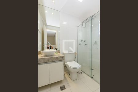 Casa de condomínio à venda com 126m², 3 quartos e 2 vagas Casa de condomínio à venda com 126m², 3 quartos e 2 vagasBanheiro Social