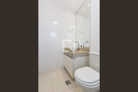 Casa de condomínio à venda com 126m², 3 quartos e 2 vagas Casa de condomínio à venda com 126m², 3 quartos e 2 vagasBanheiro Social