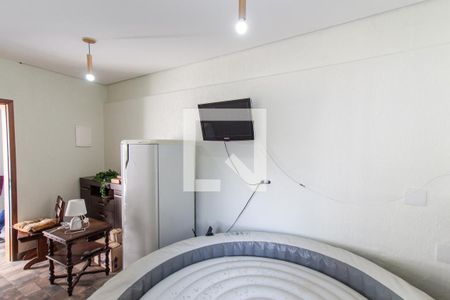 Casa para alugar com 450m², 3 quartos e 8 vagasQuintal - Quarto