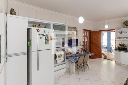 Casa para alugar com 450m², 3 quartos e 8 vagasCozinha