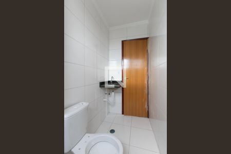 Apartamento à venda com 37m², 2 quartos e sem vaga Apartamento à venda com 37m², 2 quartos e sem vagaBanheiro