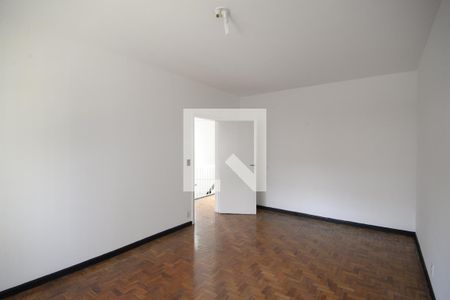 Casa à venda com 208m², 3 quartos e 3 vagasQuarto 2