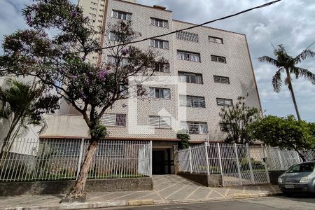 Apartamento à venda com 60m², 2 quartos e 1 vaga Apartamento à venda com 60m², 2 quartos e 1 vagaFachada