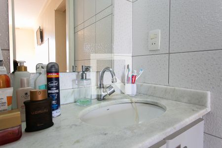 Apartamento à venda com 94m², 3 quartos e 1 vaga Apartamento à venda com 94m², 3 quartos e 1 vagaBanheiro da Suíte