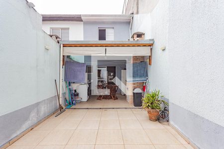 Casa à venda com 120m², 2 quartos e 2 vagasQuintal