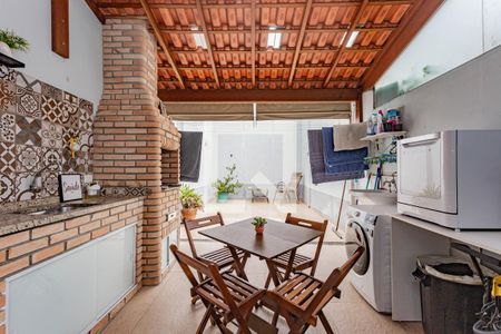 Casa à venda com 120m², 2 quartos e 2 vagasÁrea comum - Churrasqueira